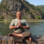 Santosh Yoga